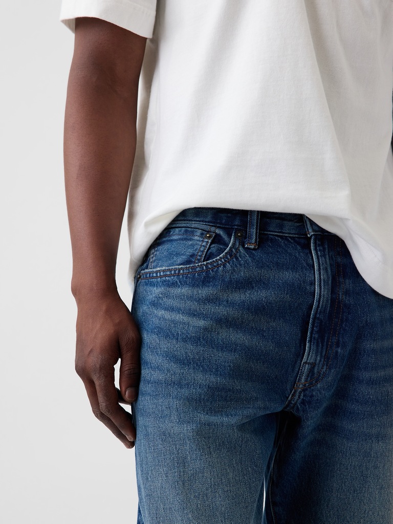 Relaxed Taper Jeans