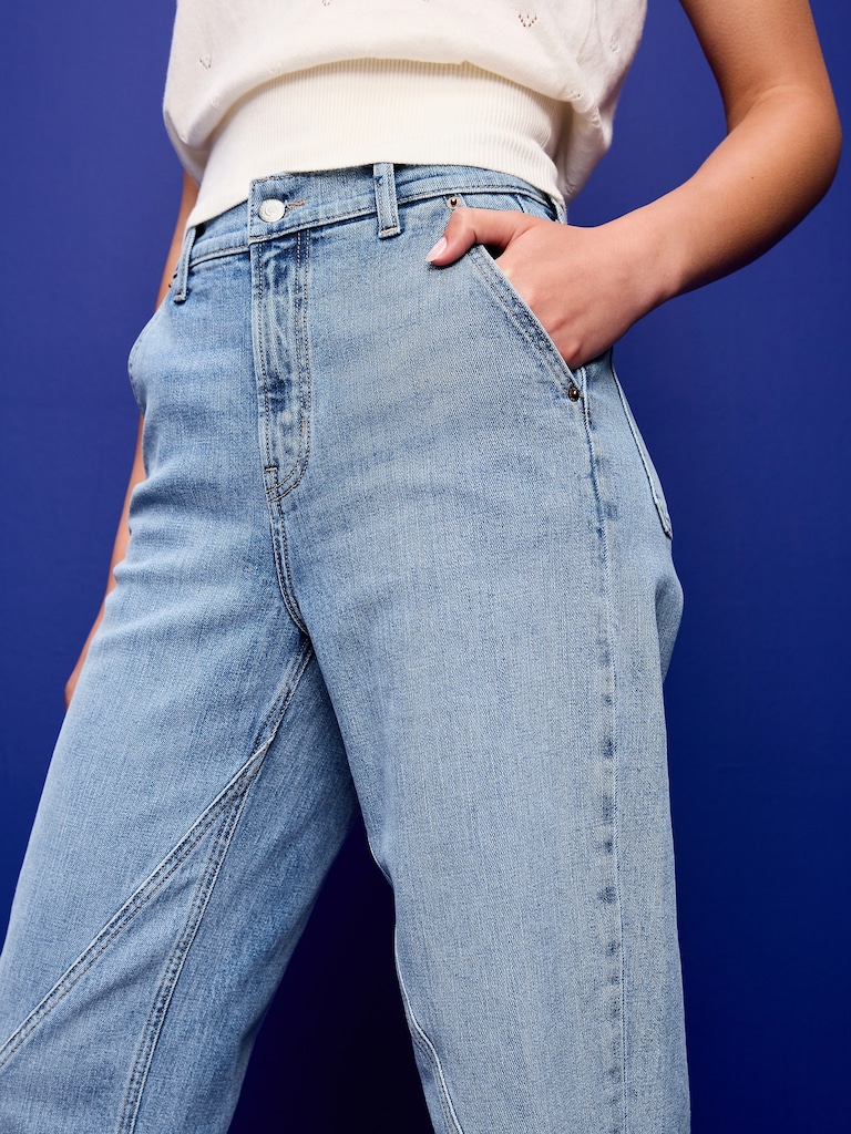 High-Waisted Baggy Barrel Jeans