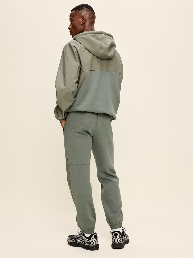 Dynamic Fleece Joggers