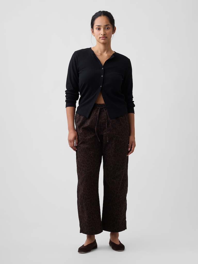 Mid Rise Easy Barrel Khakis