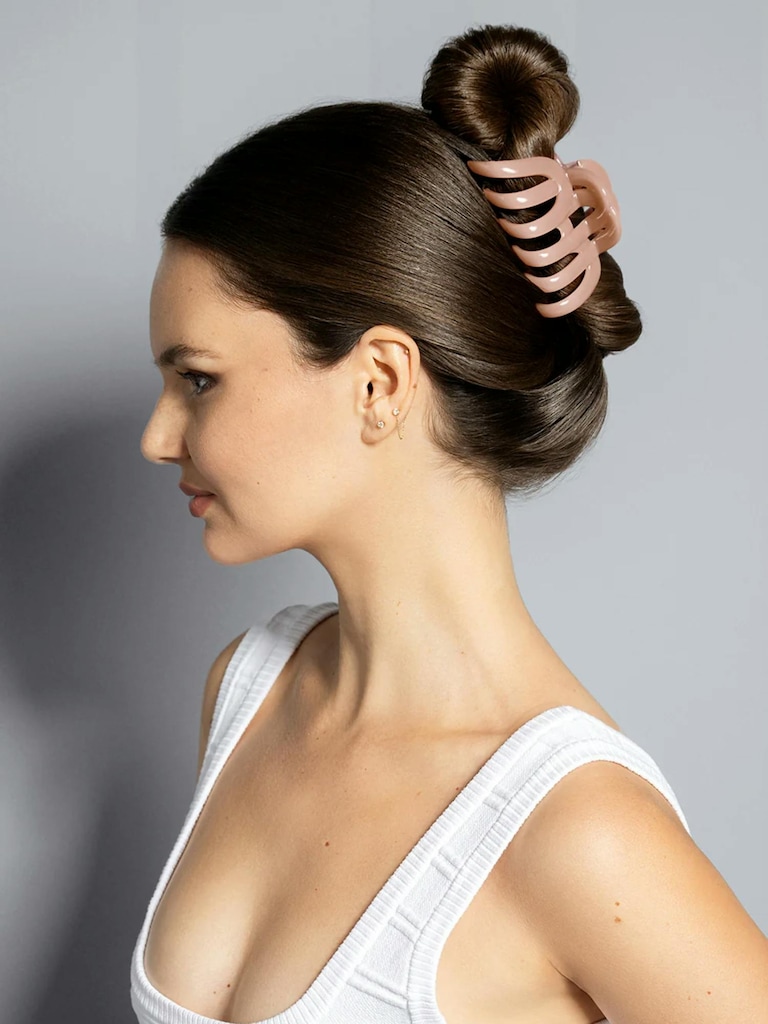 The Hair Edit Sunday Latte Clip