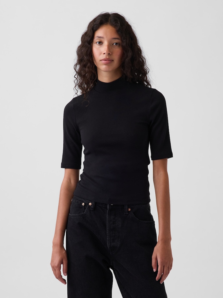 Modern Mockneck T-Shirt