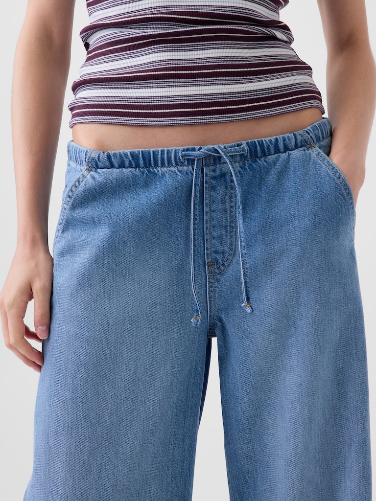 Low Rise UltraSoft Stride Easy Wide-Leg Jeans