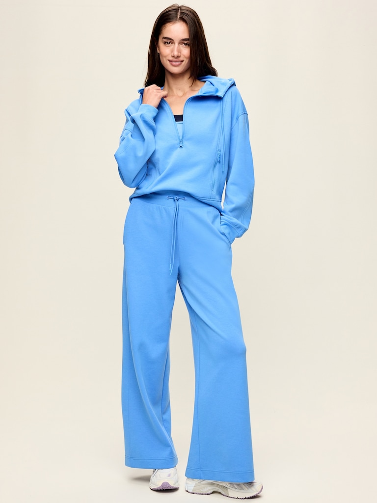 Extra High-Waisted Dynamic Fleece Wide-Leg Sweatpants