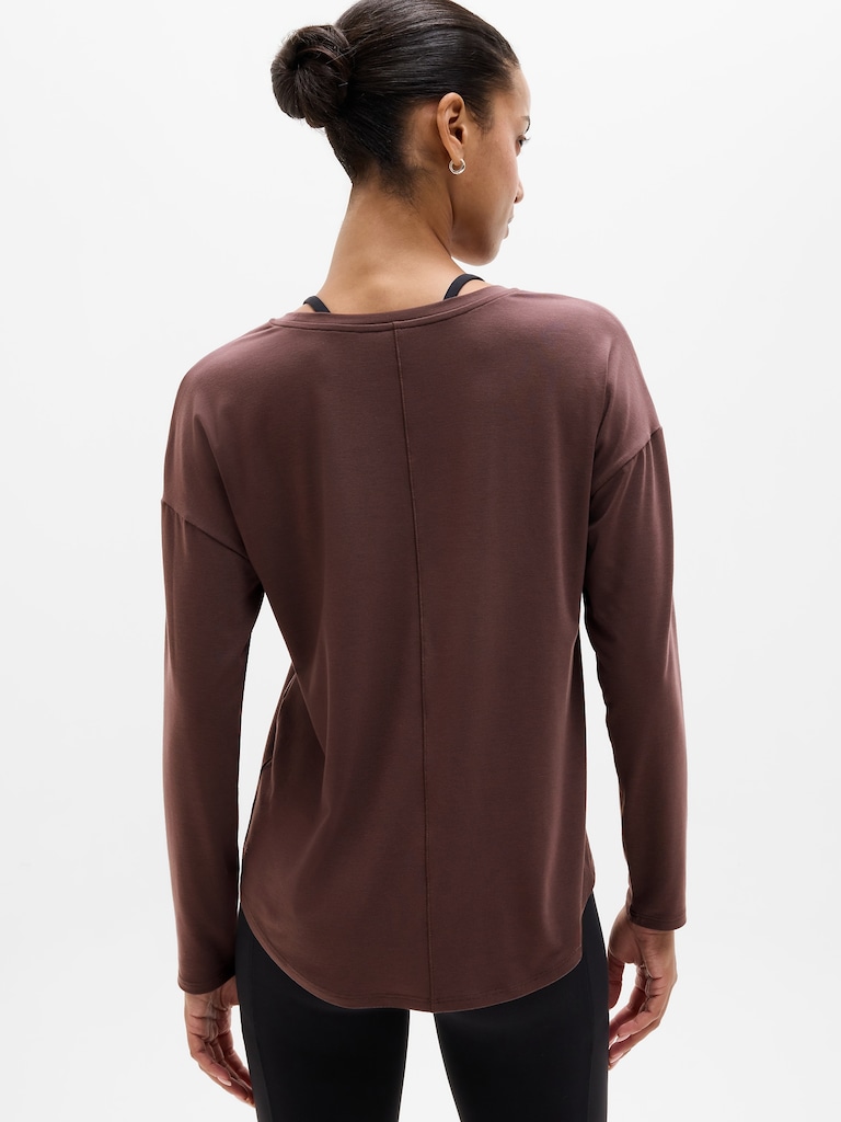 Move With Ease Top
