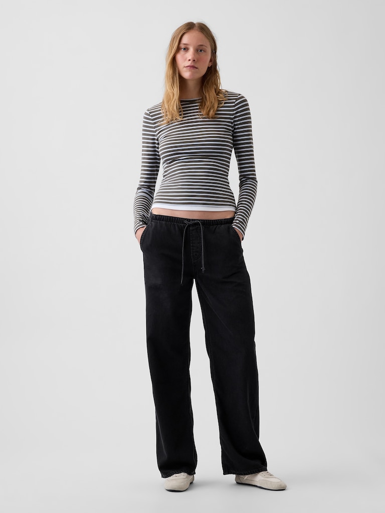 Low Rise UltraSoft Easy '90s Loose Jeans
