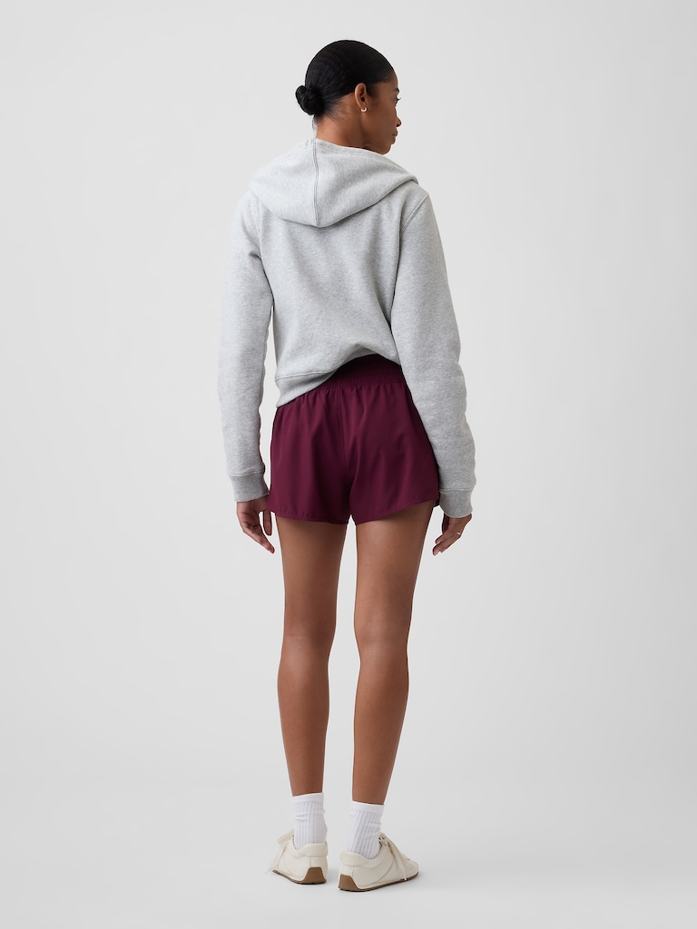 GapFit 3" Mid Rise Runaround Shorts