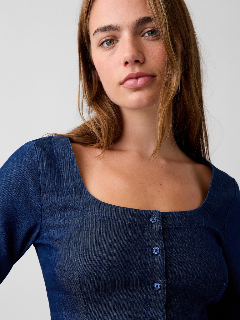 Haut en denim à encolure dégagée