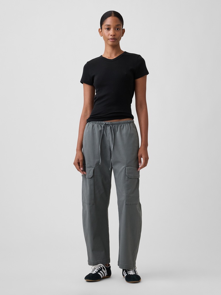 Modern Ribbed High-Neck T-Shirt