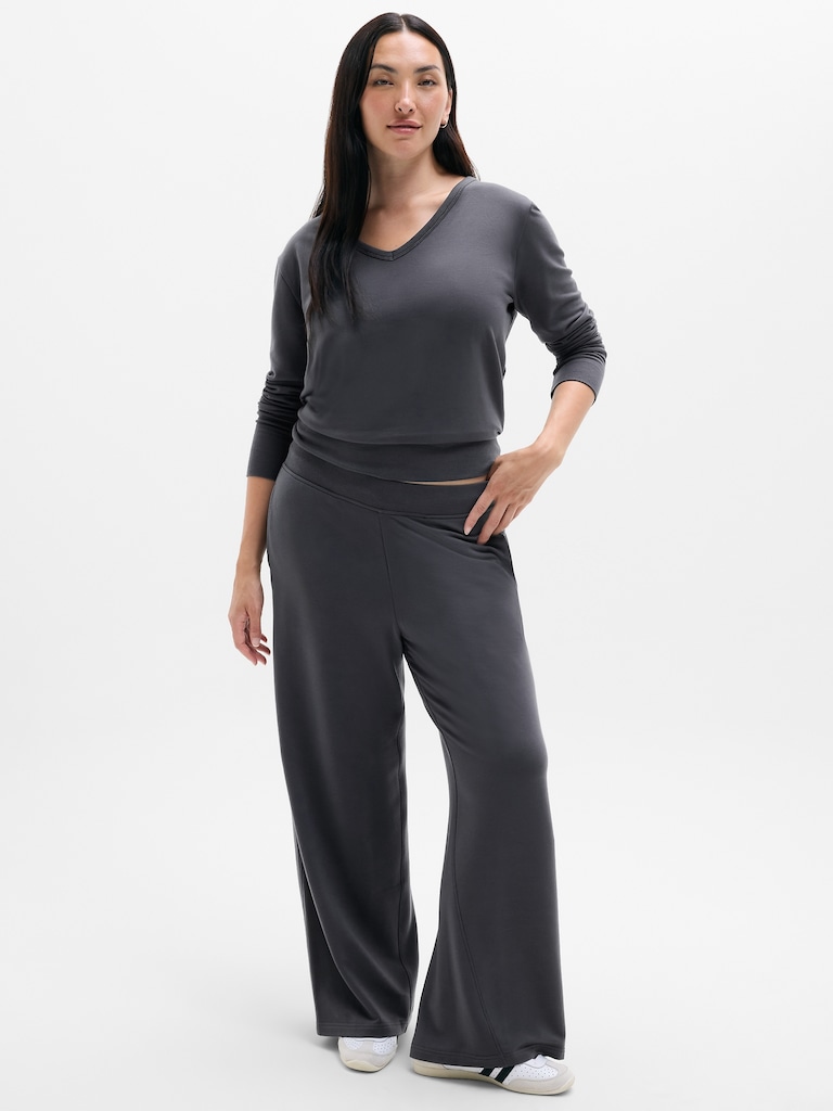 Coaster Luxe Straight Leg Pant
