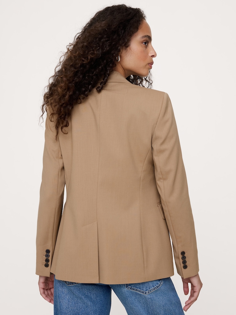 Slim Italian Lightweight Wool Blazer
