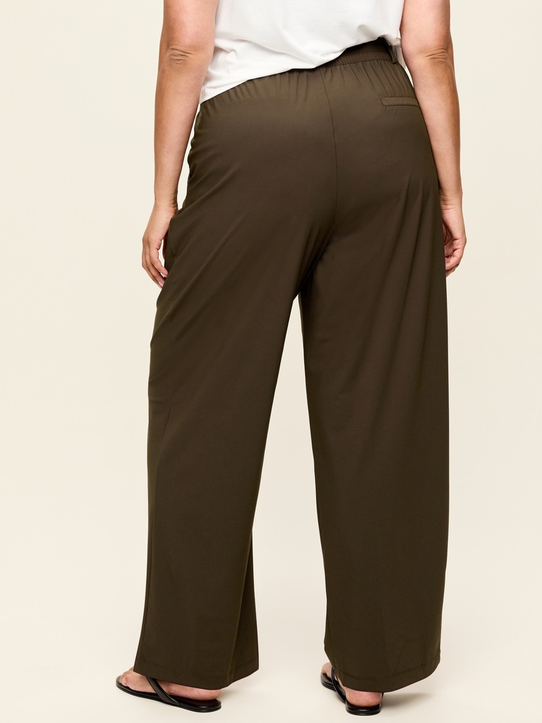 High-Waisted SleekTech Trouser Pants