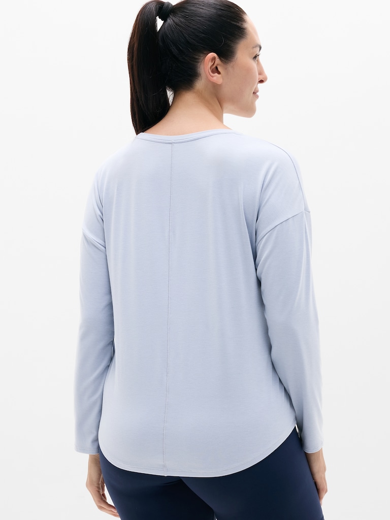Move With Ease Top