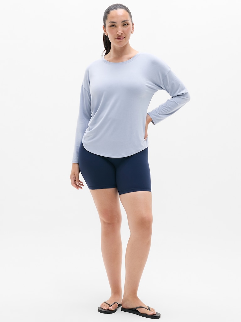 Move With Ease Top