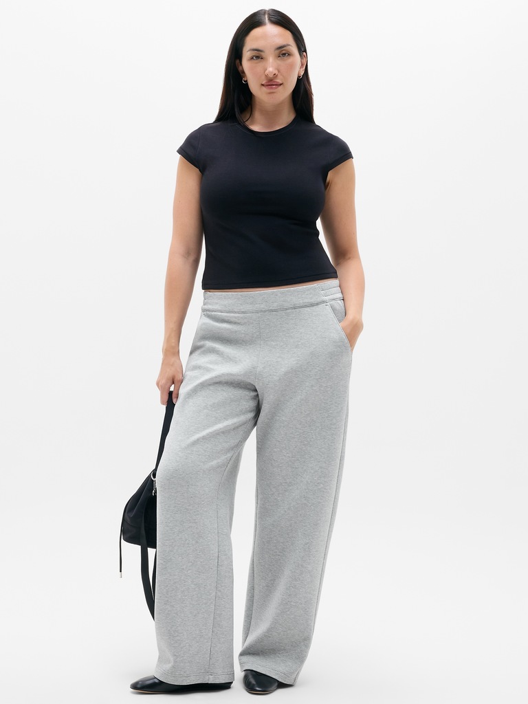 Form Knit Mid Rise Straight Pant