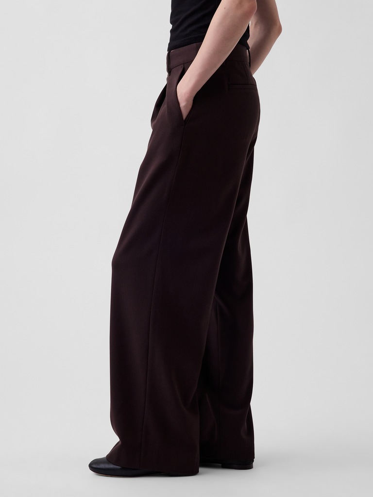 365 Low Rise Brushed Twill Pleated Trousers
