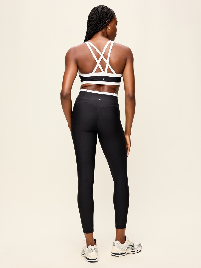 Extra-High Waisted PowerSoft Boundless 7/8 Pocket Leggings – No Front Seam
