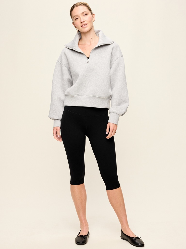 High-Waisted StudioSmooth Pedal Pusher Leggings