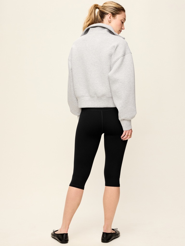 High-Waisted StudioSmooth Pedal Pusher Leggings