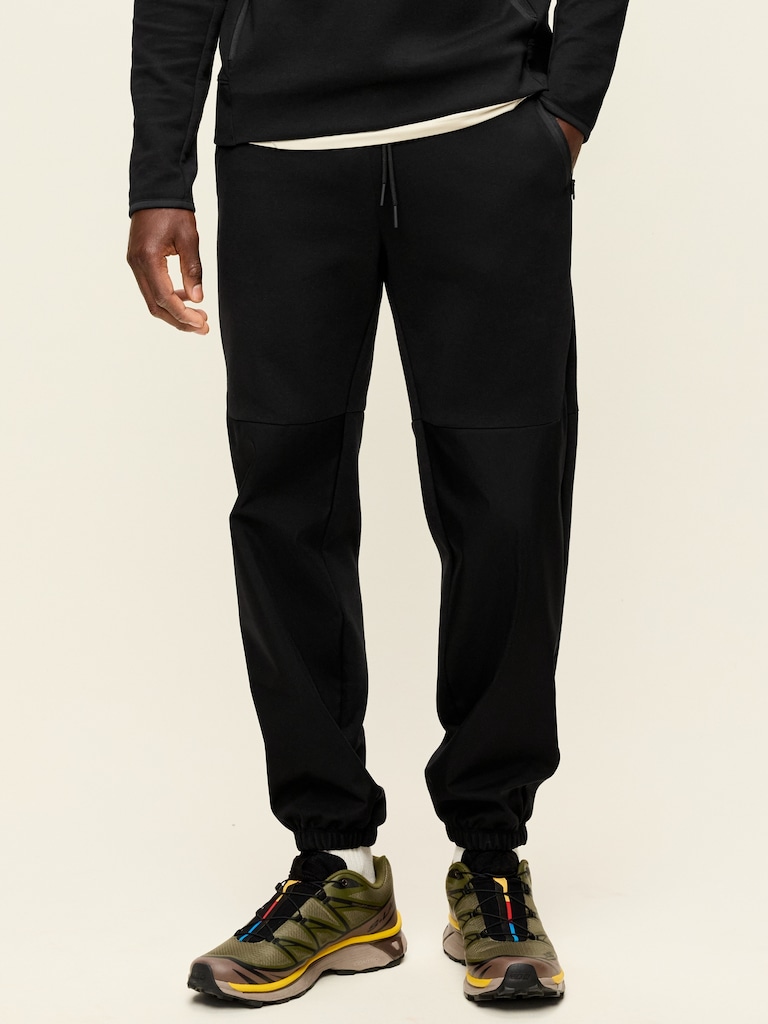Dynamic Fleece Joggers