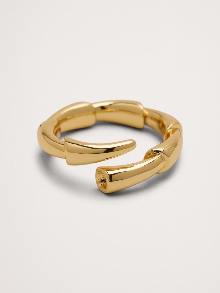 Scaled Tail Ring