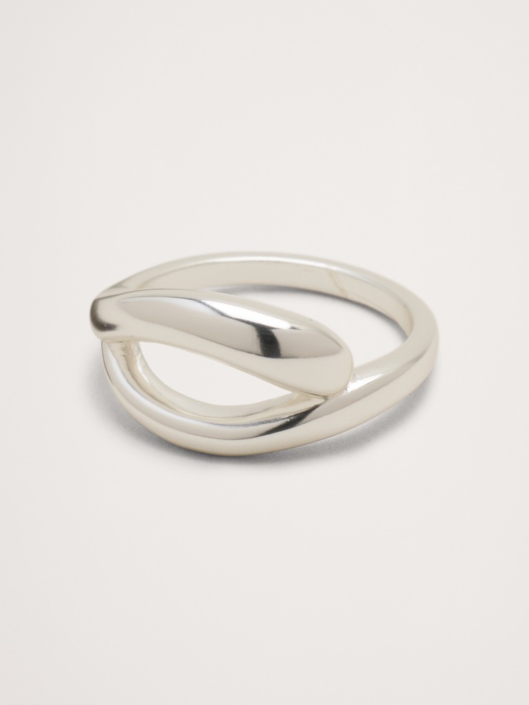 Twisted Opening Ring