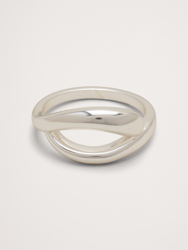 Twisted Opening Ring