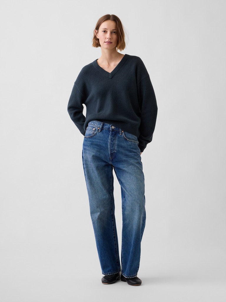 CashSoft Oversized V-Neck Sweater