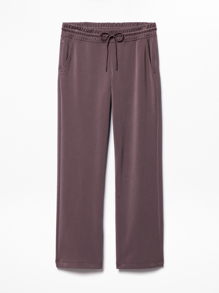 Seasoft Mid Rise Straight Pant