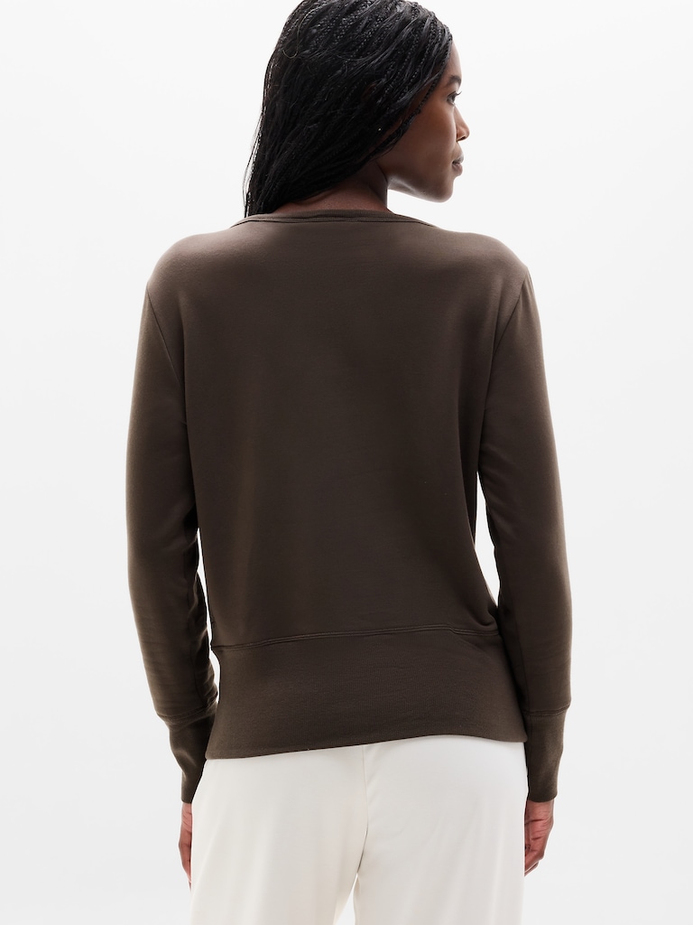 Coaster Luxe V-Neck Sweatshirt
