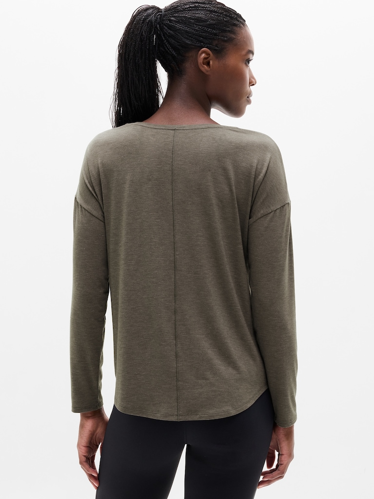 Move With Ease Top