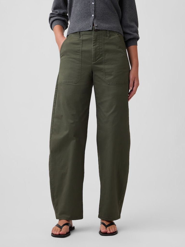 Mid Rise Barrel Khakis