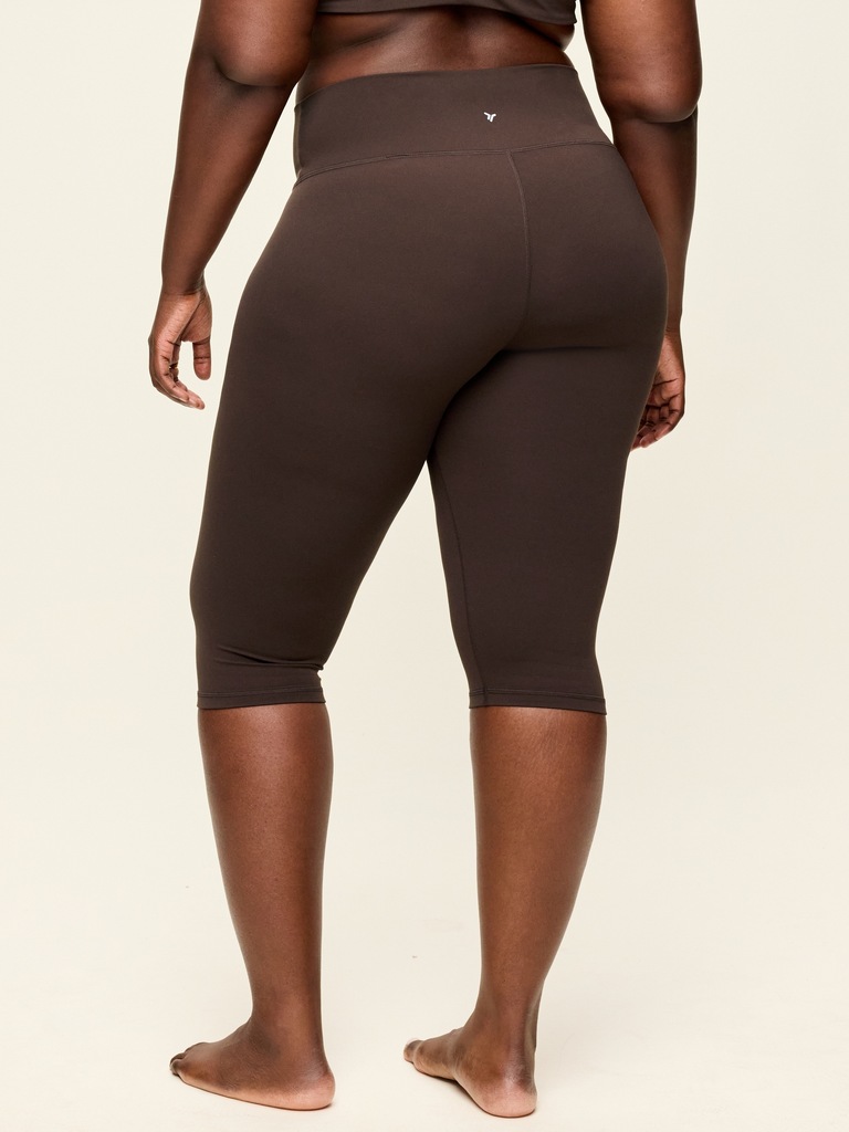 High-Waisted StudioSmooth Pedal Pusher Leggings