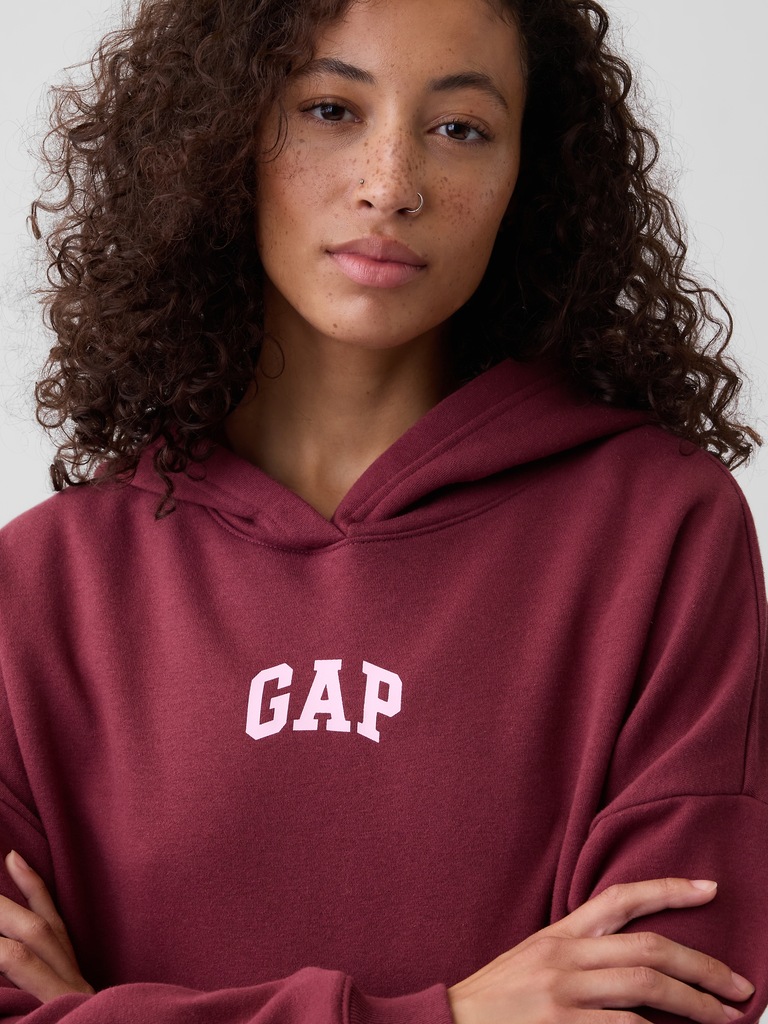 Relaxed Gap Mini-Logo Cropped Hoodie