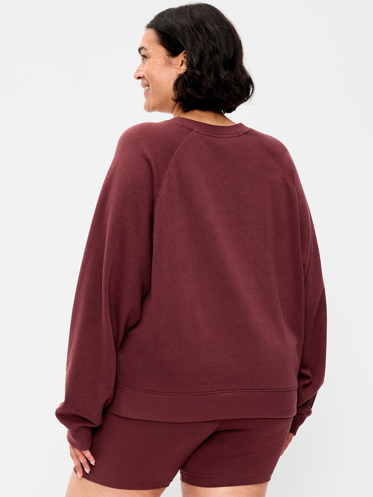 Oversized Raglan Sweatshirt