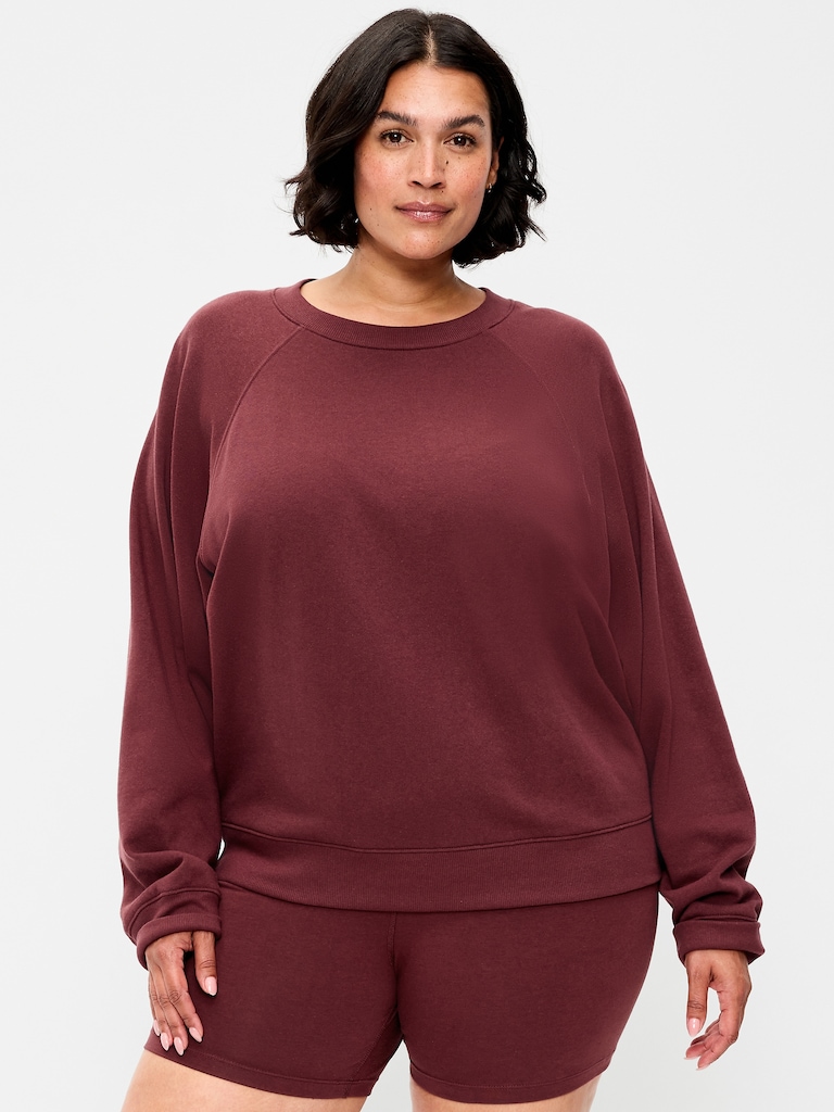 Oversized Raglan Sweatshirt