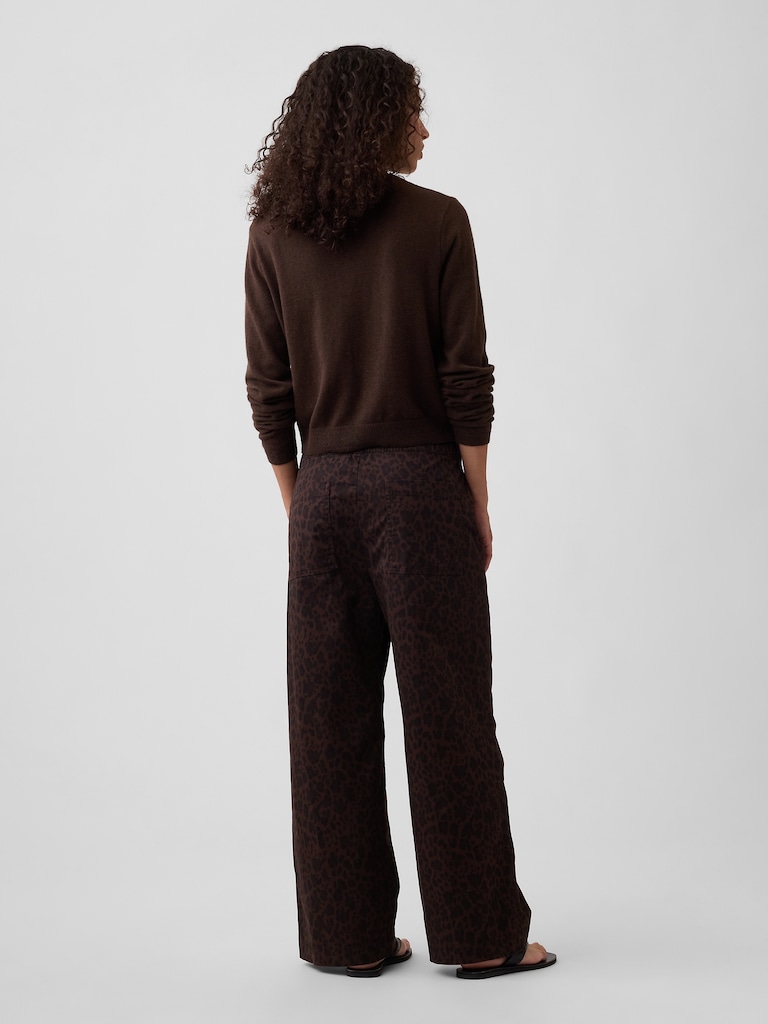 Mid Rise Wide-Leg Khakis