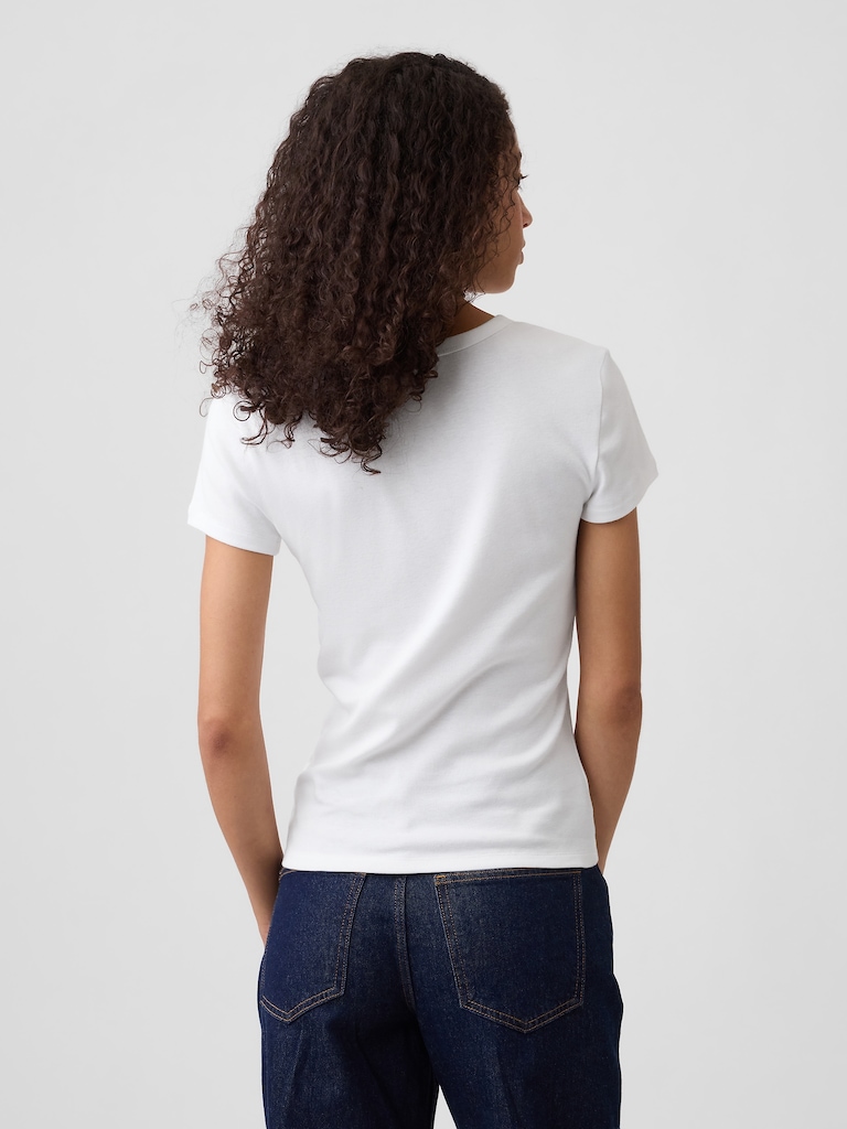 Modern Ribbed High-Neck T-Shirt