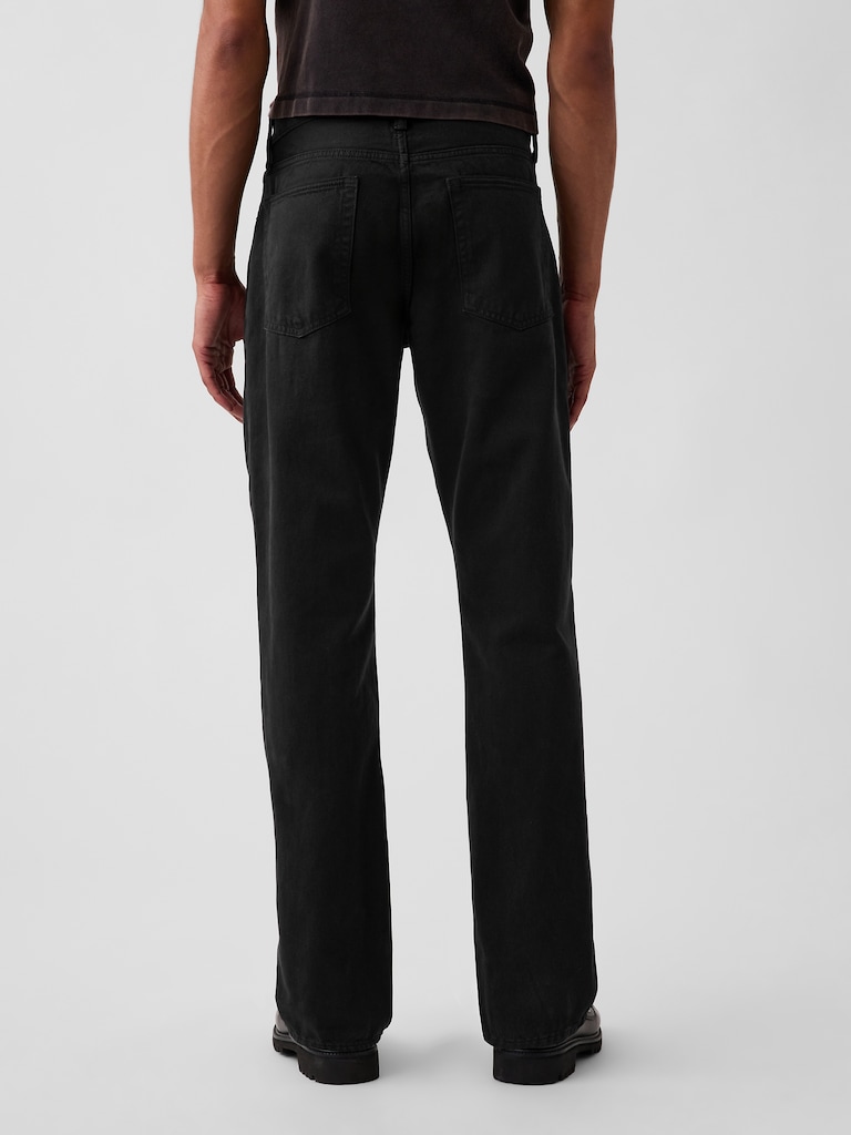 Relaxed Straight Jeans