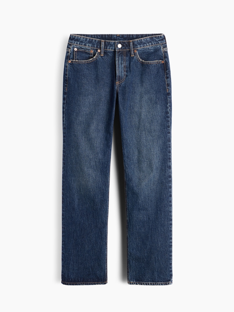 Curvy Mid Rise Relaxed Straight Jeans