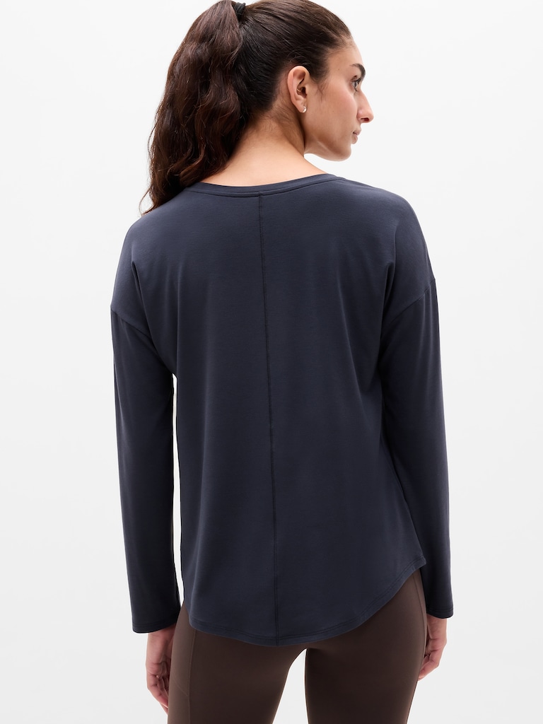 Move With Ease Top
