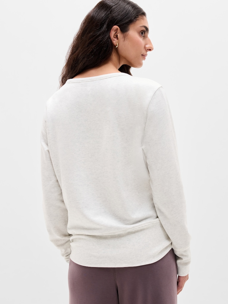 Coaster Luxe V-Neck Sweatshirt
