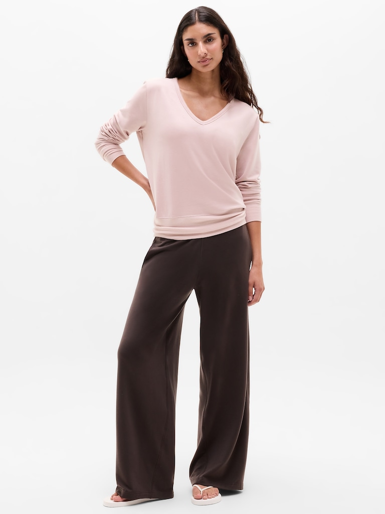 Coaster Luxe V-Neck Sweatshirt