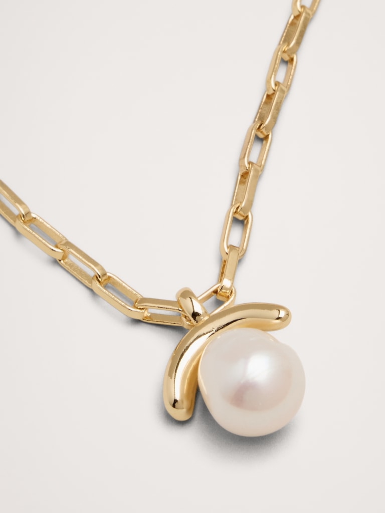 Collier à pendentif à perle