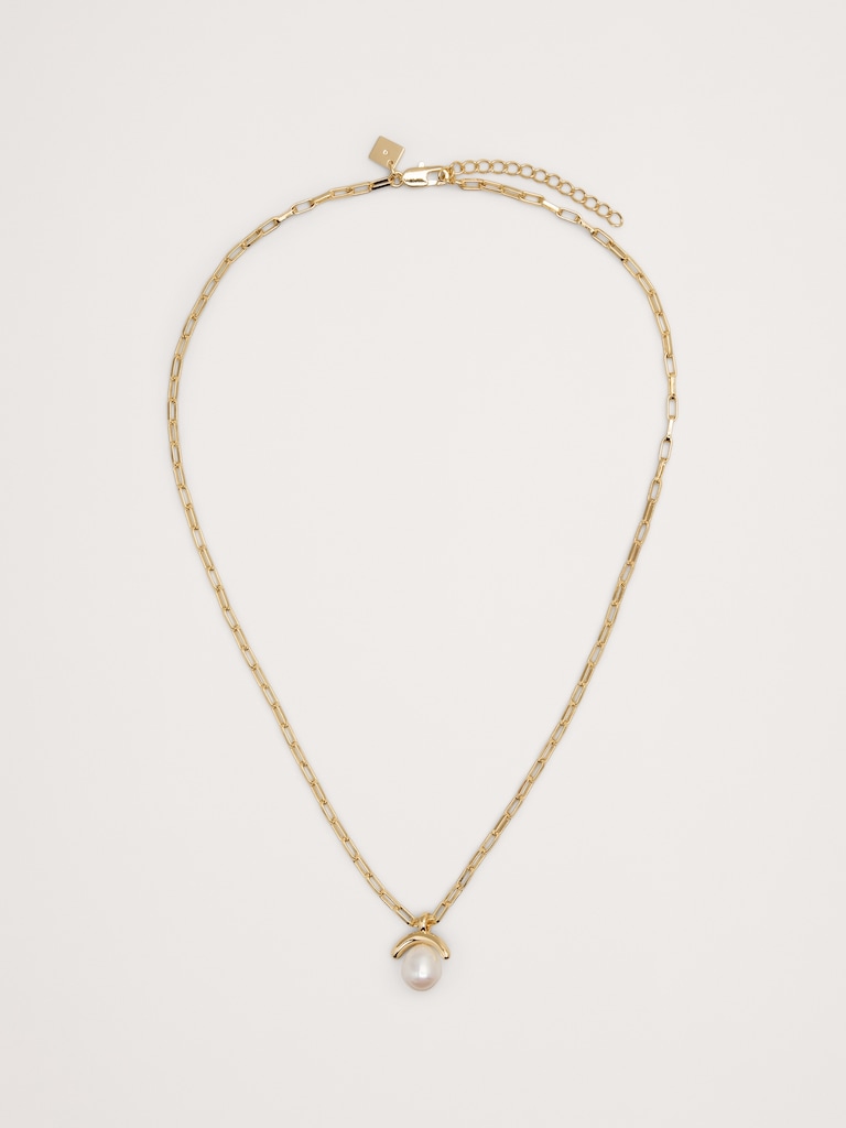 Collier à pendentif à perle