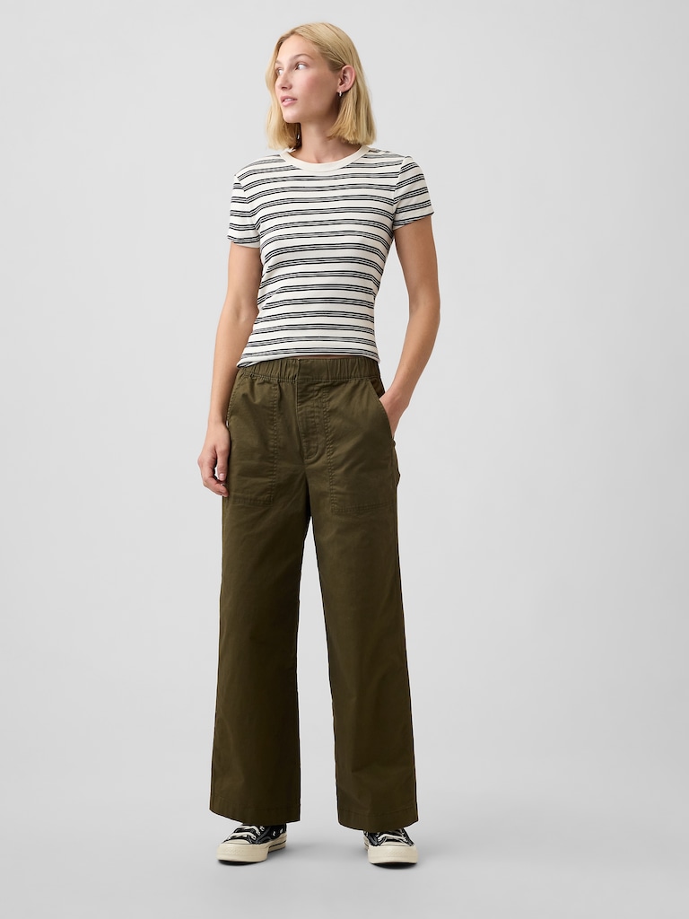 Mid Rise Wide-Leg Khakis