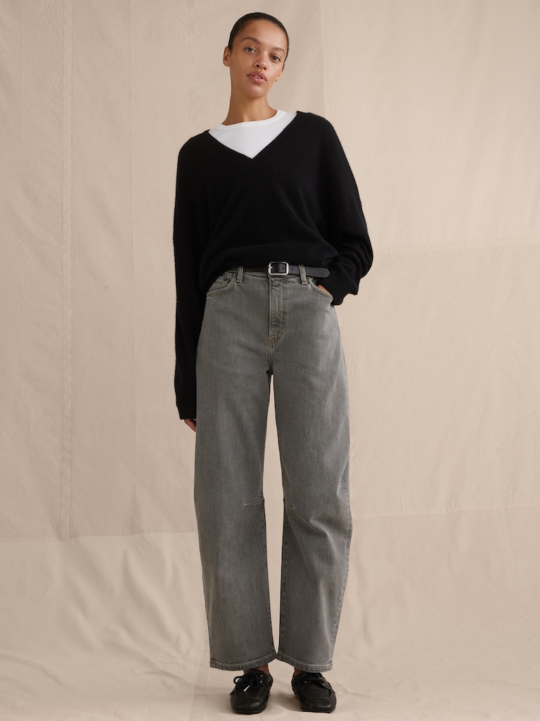 Mid-Rise Barrel Crop Jean