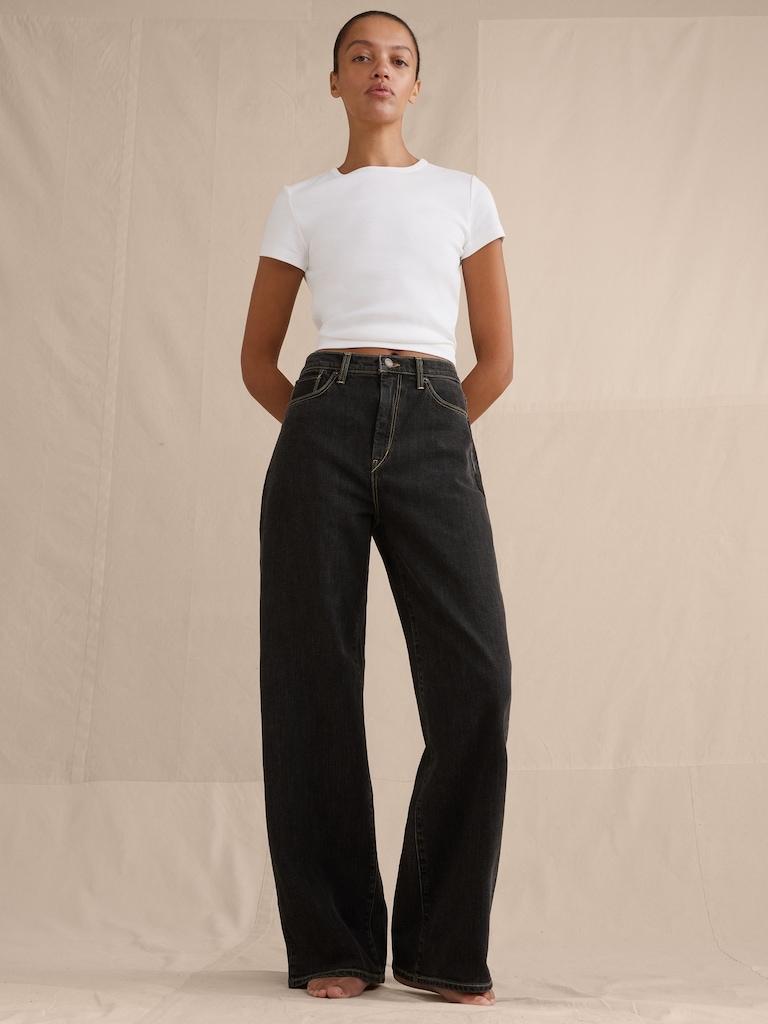 High-Rise Relaxed Wide-Leg Jean