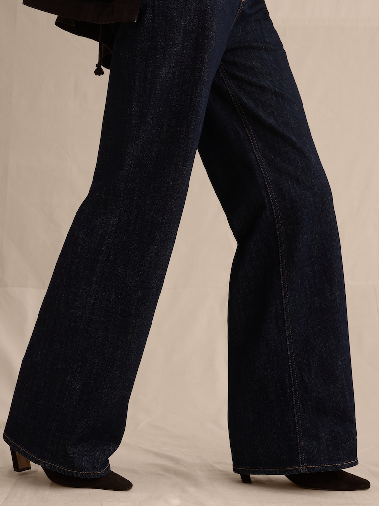 Ultra High-Rise Flare Jean