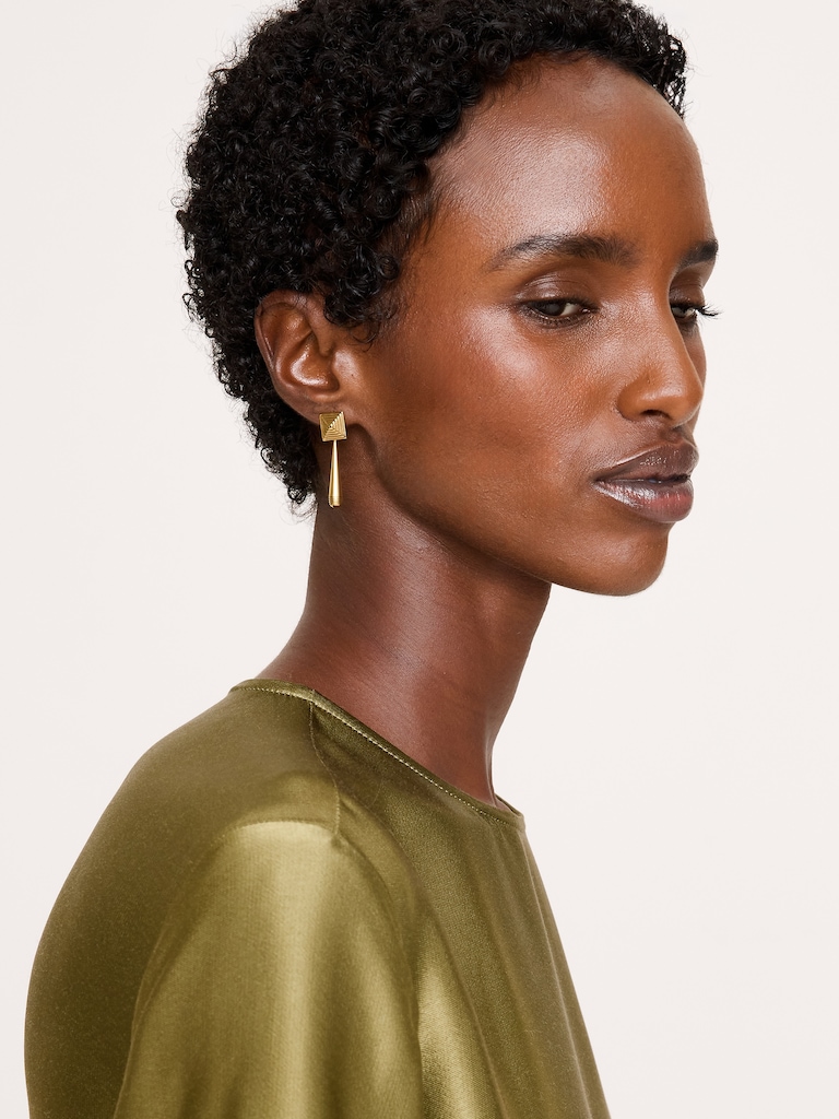 Iris Earrings By Heaven Mayhem